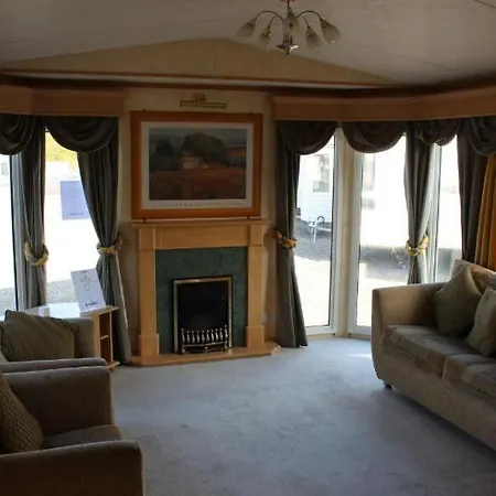 Luxury Bungalow The Senator 4 Camping